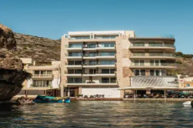 Blu Waters Boutique Hotel